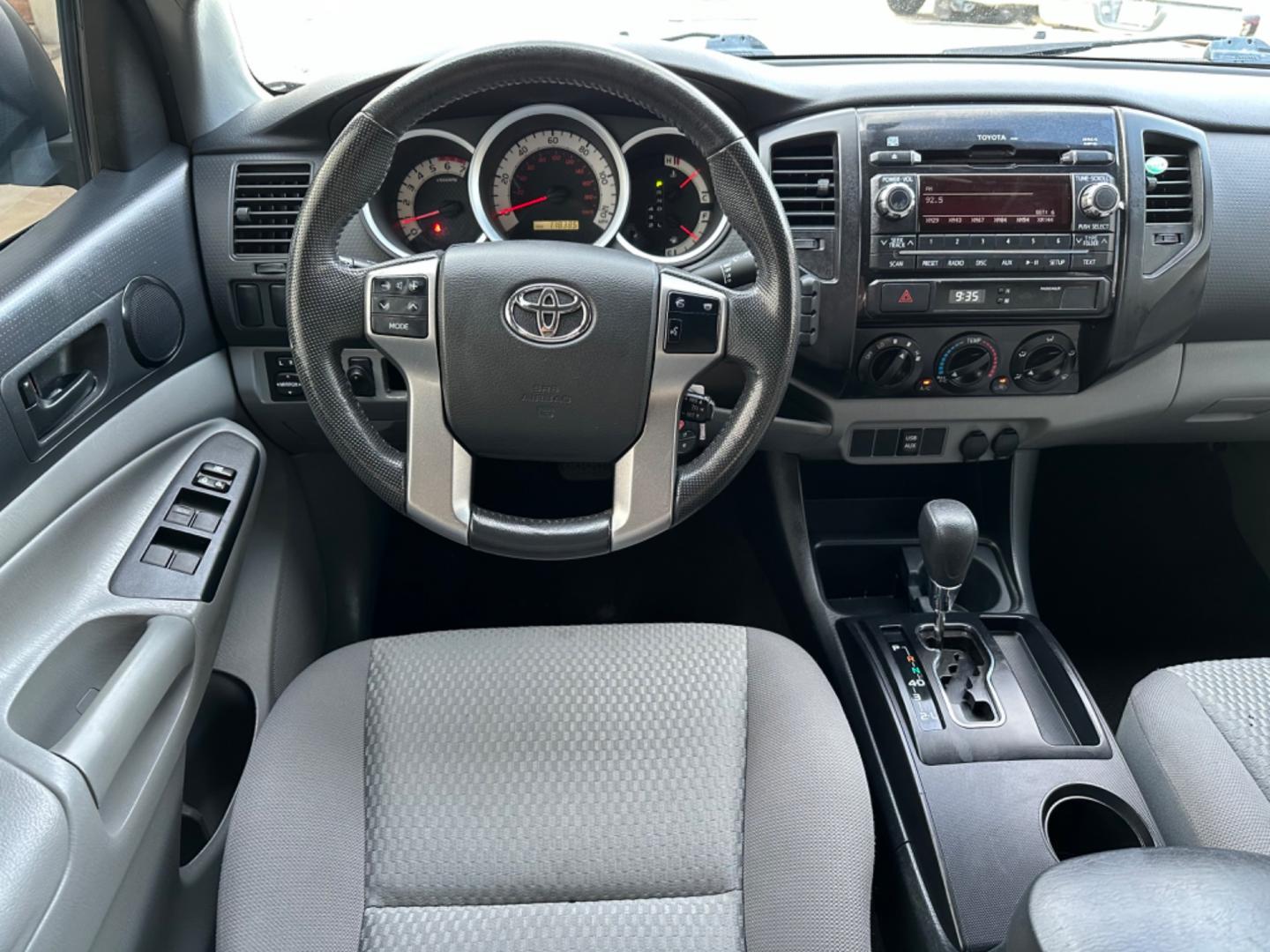 2012 Brown /Silver Toyota Tacoma SR5 (5TFJU4GN5CX) with an 4.0L engine, Automatic transmission, located at 1501 West 15th St., Houston, 77008, (713) 869-2925, 29.797941, -95.411789 - Photo#8